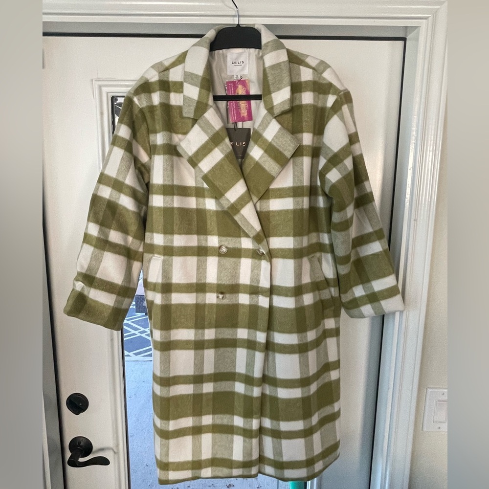 Le Lis Green and White Plaid Coat